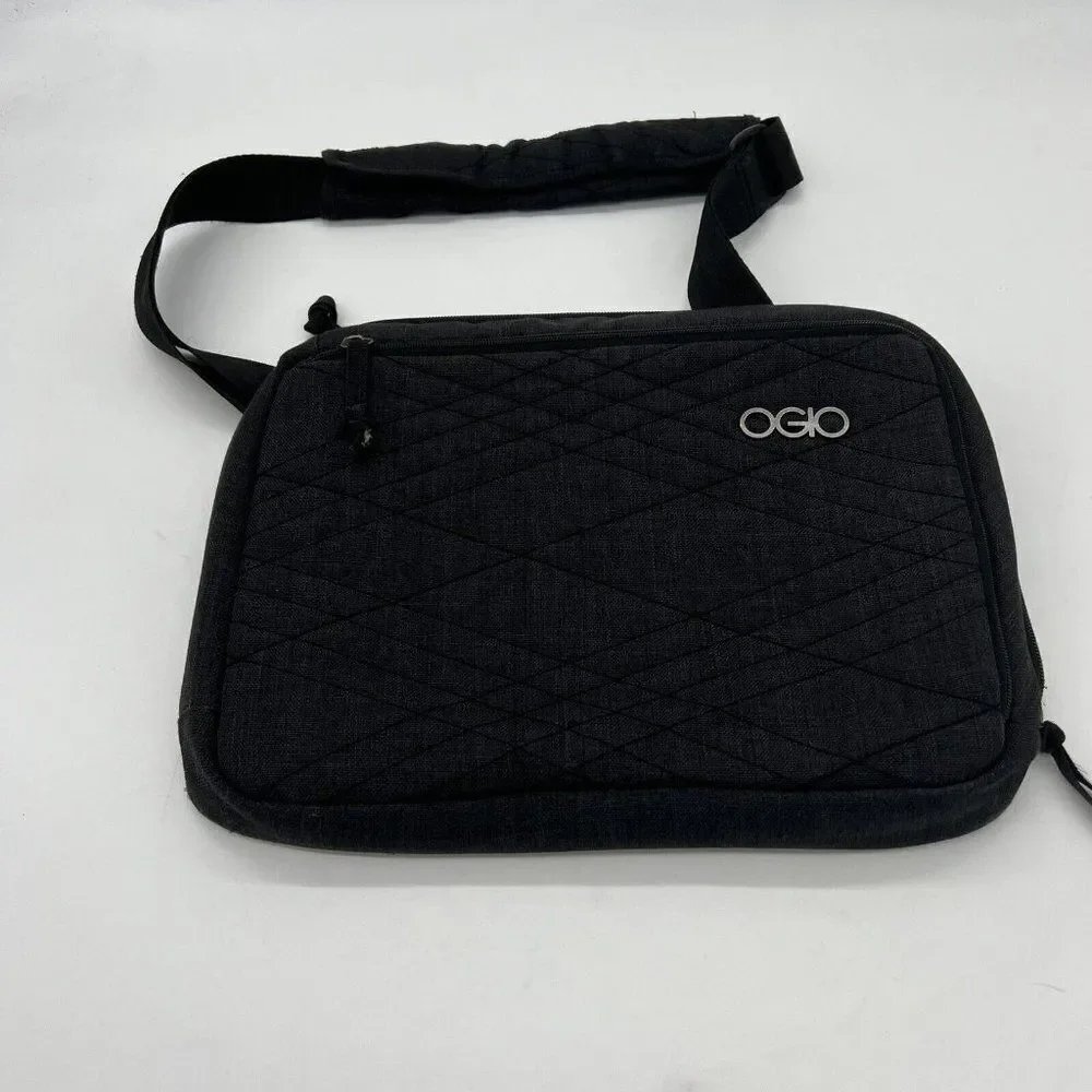 Ogio Tribeca Messenger Laptop Case Black